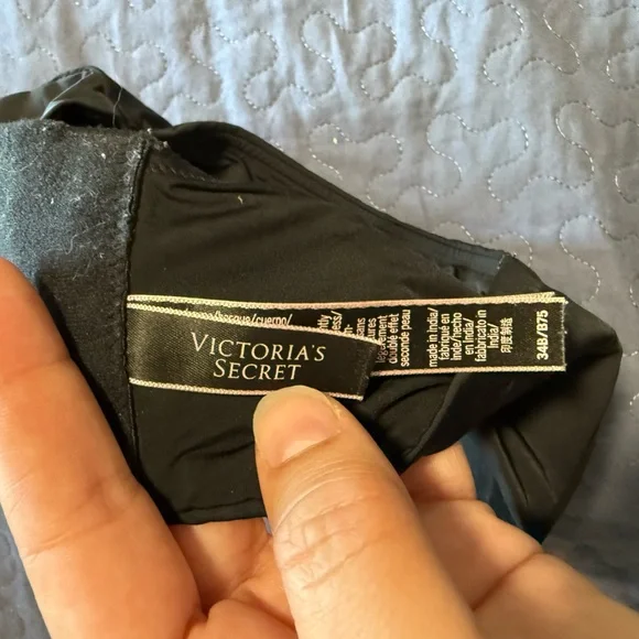 Victoria’s Secret Black Push-Up Bra 34B - Picture 3 of 3
